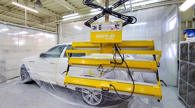 外車 板金塗装のARTS大阪 気高電機QUICK-D　ワイド3パネル6灯ヒーター